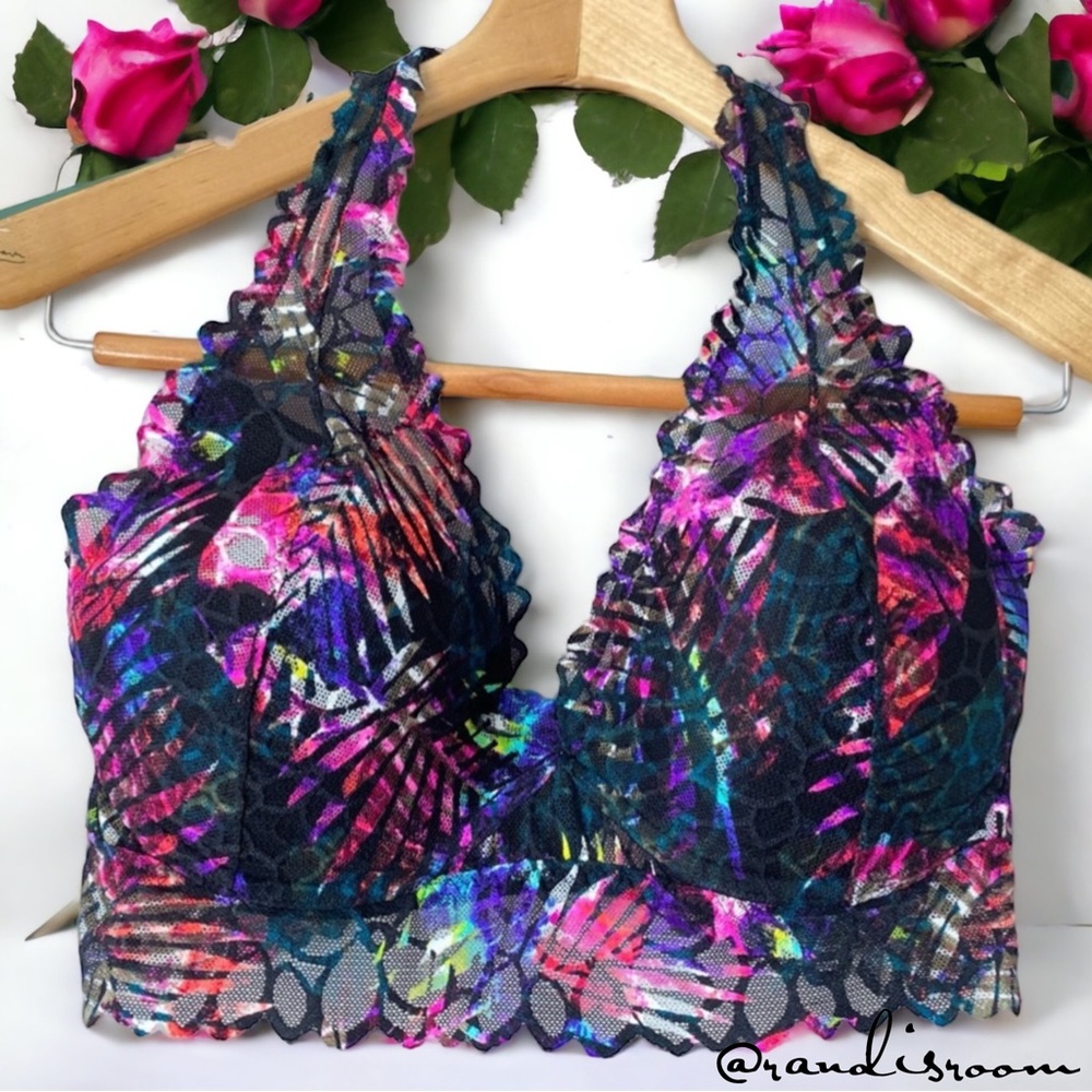 EUC PINK Victorias Secret Adjustable Halter Colorful Bralette Size Medium (D-DD)